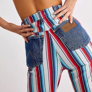 Wrangler Wanderer High Rise Flare Jeans 24